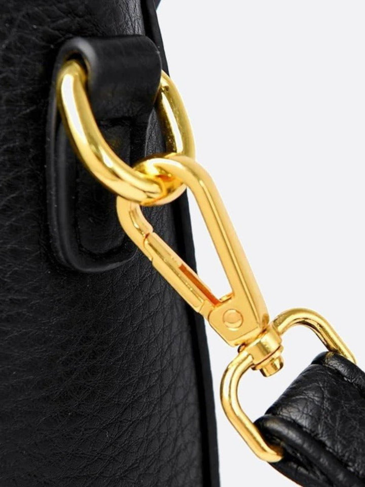 Bolso de hombro de piel granulada