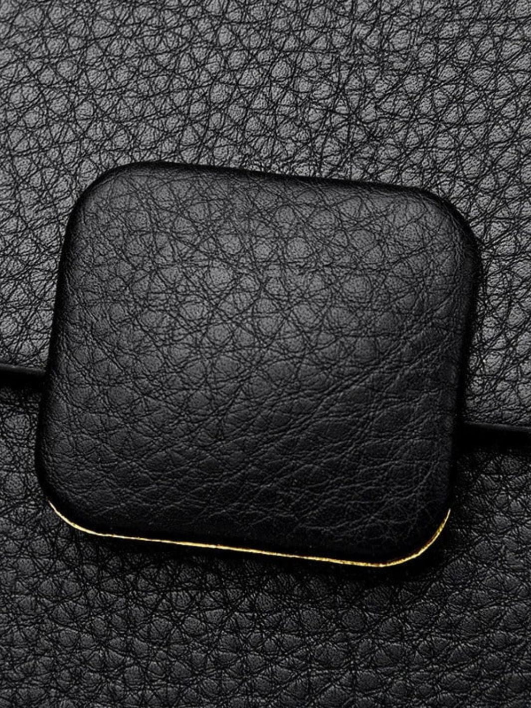 Bolso de hombro de piel granulada