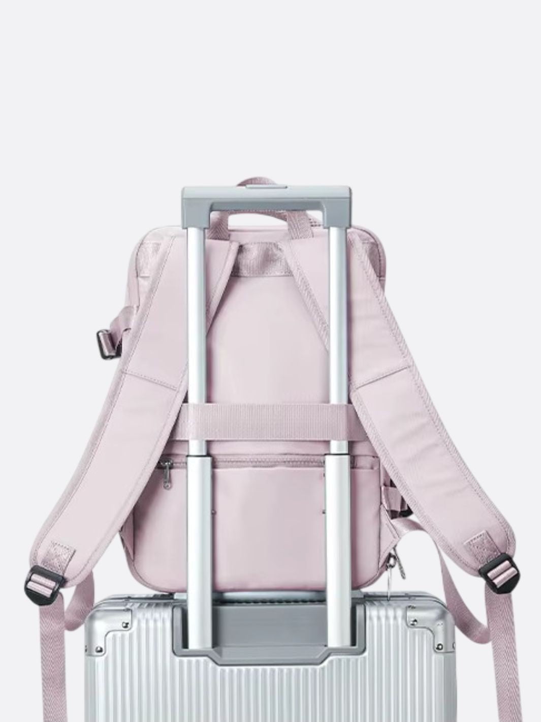 Mochila de viaje y equipaje de mano.