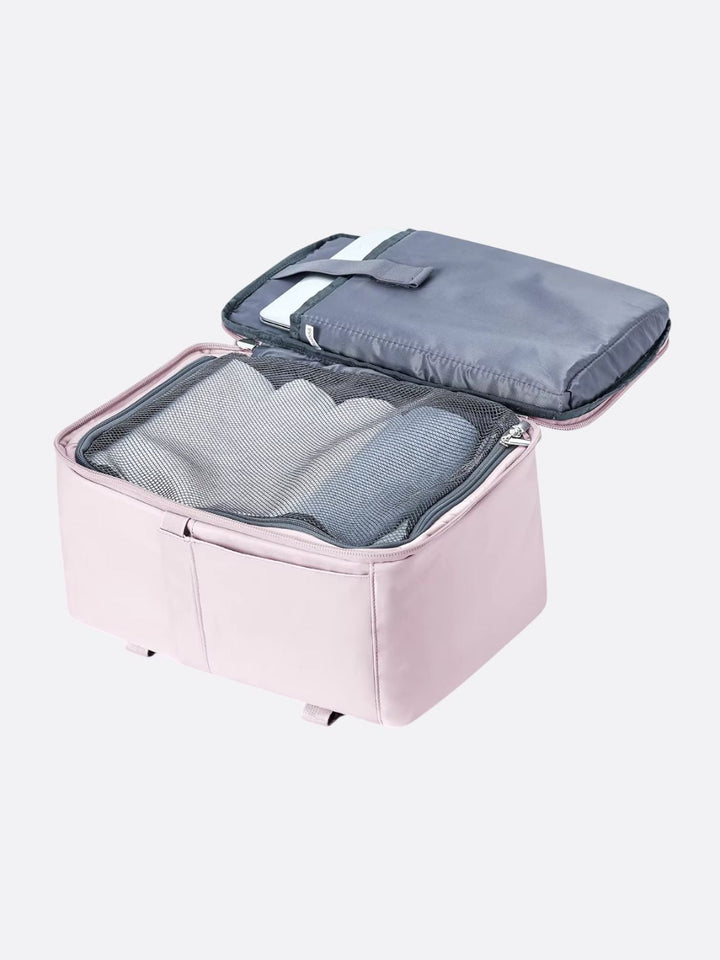 Mochila de viaje y equipaje de mano.